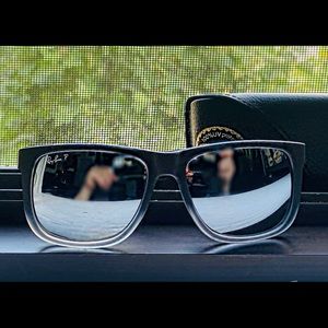 Ray-Ban Justin Sunglasses polarized